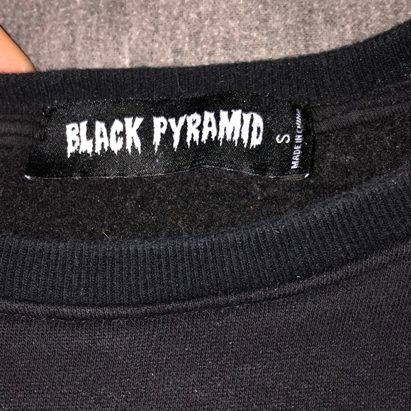 Black Pyramid Space Sweatshirt - Picture 2 of 4